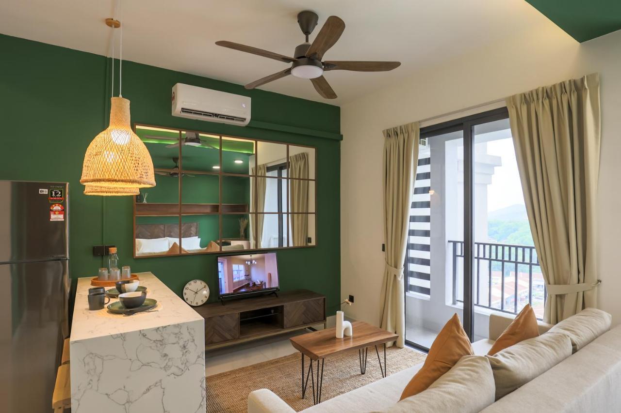 Peaceful Studio W Pool For 3 Pax - Seri Kembangan Exterior photo