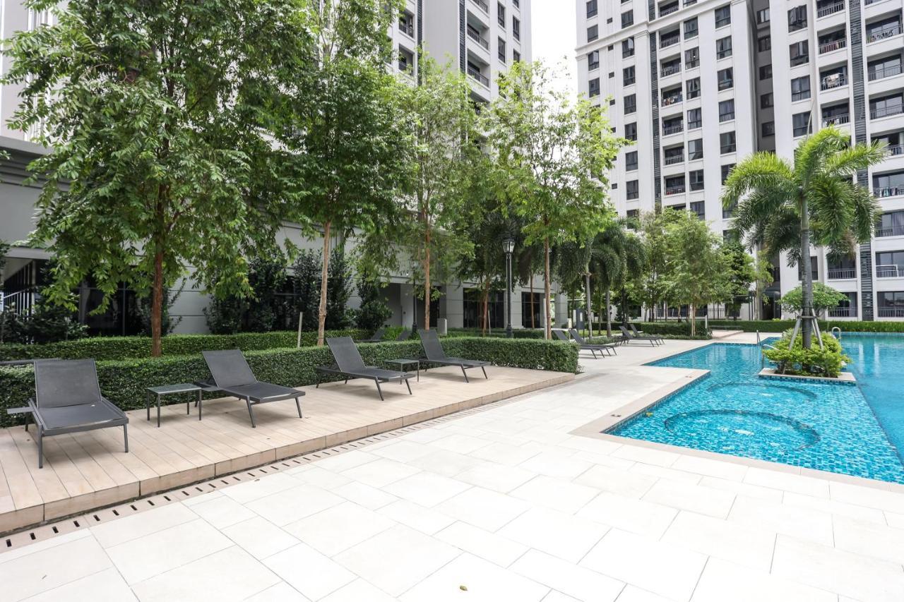 Peaceful Studio W Pool For 3 Pax - Seri Kembangan Exterior photo